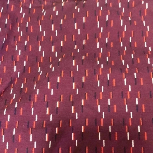 Banana Republic size 12 shorts burgundy - Picture 2 of 9